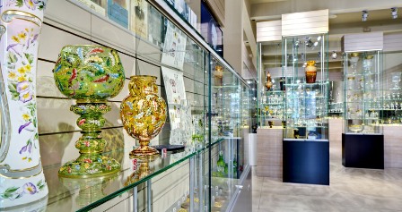 czech-karlovyvary-Moser-Glass-Museum(moser-glass.com)_3.jpg