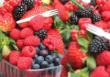 На Театральной площади до 31 июля можно будет приобрести ягоды, овощи и зелень