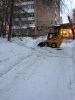 В Заводском районе продолжается уборка снега