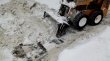 На территории Кировского района ведутся работы по уборке и вывозу снега 