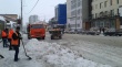 В Кировском районе ведутся работы по уборке и вывозу снега