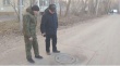 В Кировском районе проверили состояние смотровых колодцев