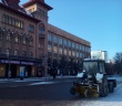 Работы по очистке улиц Саратова от снега и наледи организованы в круглосуточном режиме