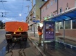 В Кировском районе проводятся мероприятия по помывке остановочных павильонов
