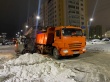 В ночь город будут расчищать от снега и наледи 185 единиц спецтехники
