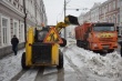 Улицы Саратова чистят от снега 265 спецмашин