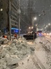 Ночью продолжалась уборка города от снега и наледи, а также обработка тротуаров противогололедными материалами  