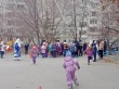 В Октябрьском районе прошла спортивная программа «Наперегонки с Дедом Морозом»