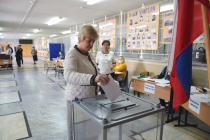 И.п. главы города Лада Мокроусова приняла участие в голосовании