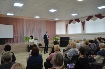 Александр Бурмак встретился с руководителями образовательных учреждений Ленинского района