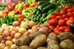 За прошедшую неделю в Саратове снизились цены на капусту и лук 