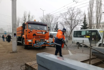  В Саратове продолжаются плановые работы по благоустройству