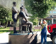 Уборка города продолжается