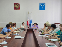 В Октябрьском районе прошло рабочее совещание по подготовке к ключевым событиям осени