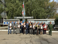 В Гагаринском районе обновили Доску почета