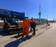 В городе ведутся работы по текущему ремонту дорог