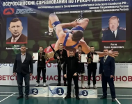 Две медали всероссийских соревнований привезли саратовские борцы из Балаково