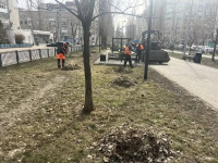 Продолжаются плановые работы по благоустройству города Продолжаются плановые работы по благоустройству города