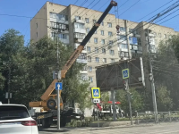 Игорь Молчанов: «Продолжаем приводить в порядок городское пространство» Игорь Молчанов: «Продолжаем приводить в порядок городское пространство»
