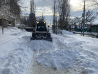 Продолжаются мероприятия по уборке города от снега и наледи