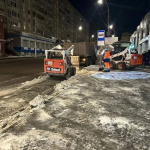 Продолжаются мероприятия по уборке города от снега и наледи 