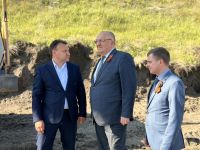 Игорь Молчанов посетил строительную площадку новой водонапорной башни