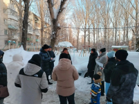 Во Фрунзенском районе прошла встреча с инициативной группой жителей ул. Шелковичная, 174