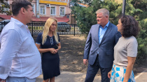 В Саратове обновляется Сквер Первой учительницы 