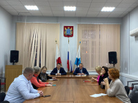 На площадке комитета по ЖКХ прошел очередной обучающий семинар для жителей и общественников города На площадке комитета по ЖКХ прошел очередной обучающий семинар для жителей и общественников города