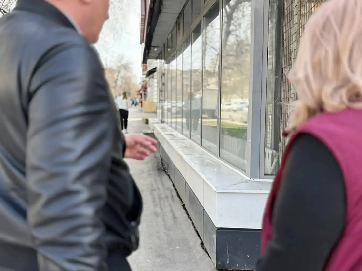 Осмотр торговых объектов в Октябрьском районе