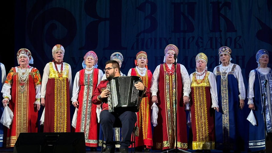 В Саратове прошел фестиваль-конкурс чтецов и певцов на родном языке