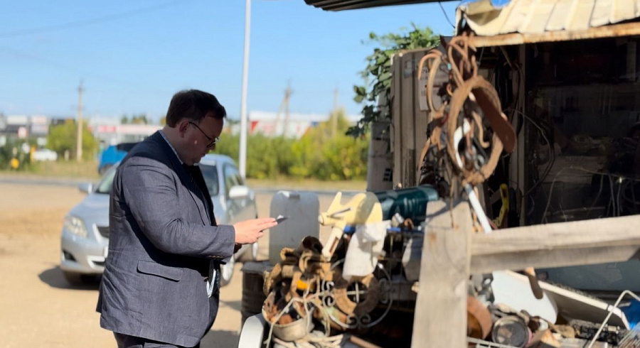 По поручению главы города Михаила Исаева в Волжском районе проведен комплексный рейд по торговым объектам