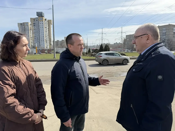 Игорь Молчанов: «Продолжаем приводить в порядок въезд в город со стороны Вольского тракта»