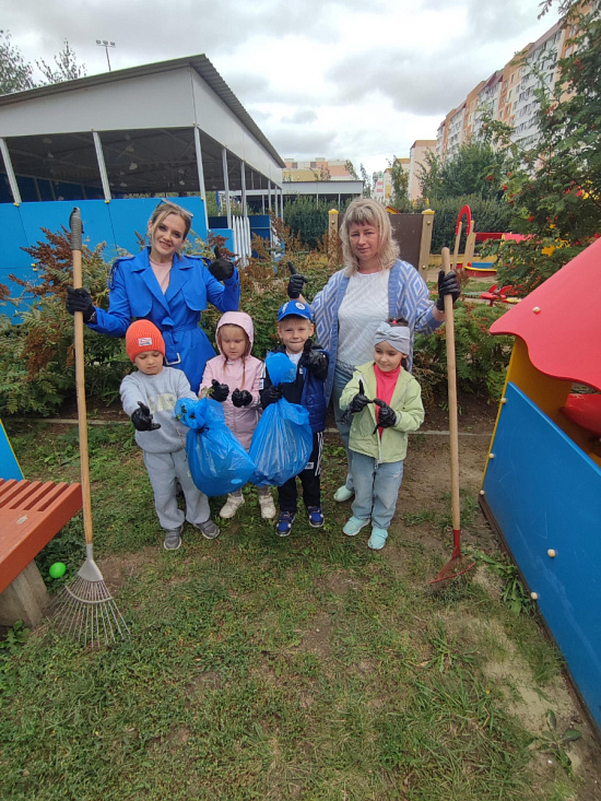 Более 1900 человек преобразили город в рамках акции «Чистый город – зеленый город!»