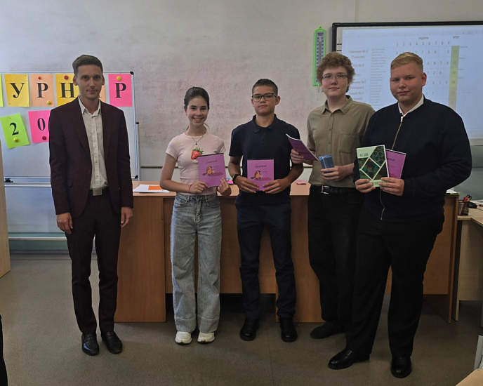 В Волжском районе состоялся районный турнир по экспериментальной физике «Сверхточные измерения»