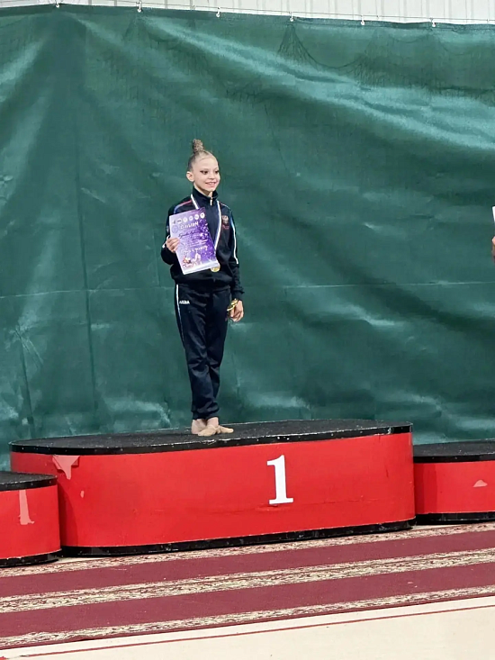 Октябрьский район: золото у ученицы школы №45