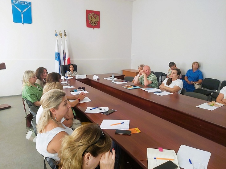 Состоялось заседание комиссии по охране труда Октябрьского района