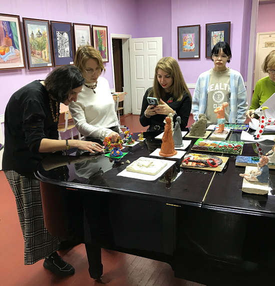 В Саратове подведены итоги городского конкурса творческих работ «Традиции – это передача огня»