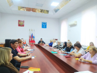 В администрации Октябрьского района состоялось заседание комиссии по охране труда