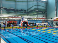 Юные росгвардейцы на открытии чемпионата по плаванию