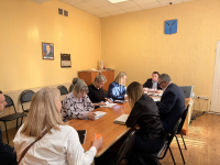 Заместитель главы администрации Заводского района по экономике Артур Арзуманян провел рабочее совещание Заместитель главы администрации Заводского района по экономике Артур Арзуманян провел рабочее совещание