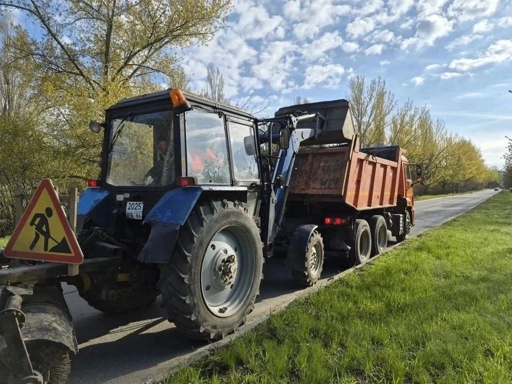 Продолжаются работы по благоустройству