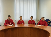 Во Фрунзенском районе прошла встреча с волонтерским отрядом Гимназии № 3