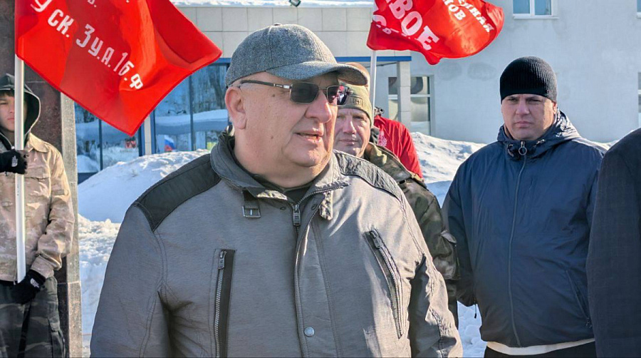 Игорь Молчанов: «Сегодня на площади Героев Донбасса вместе с движением «Жены Героев» дали старт традиционному автопробегу в поддержку наших бойцов, участвующих в СВО»