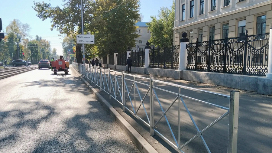 Новые ограждения на дорогах города