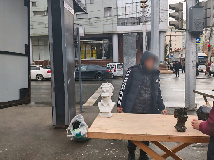 Продолжаются мероприятия по пресечению фактов незаконной уличной торговли на территории Октябрьского района