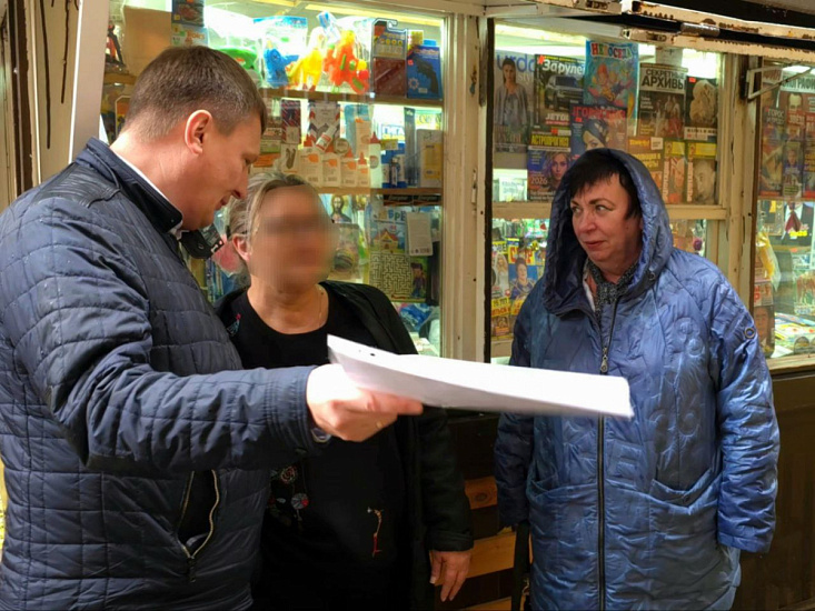 В Октябрьском районе продолжаются мероприятия по осмотру объектов потребительского рынка
