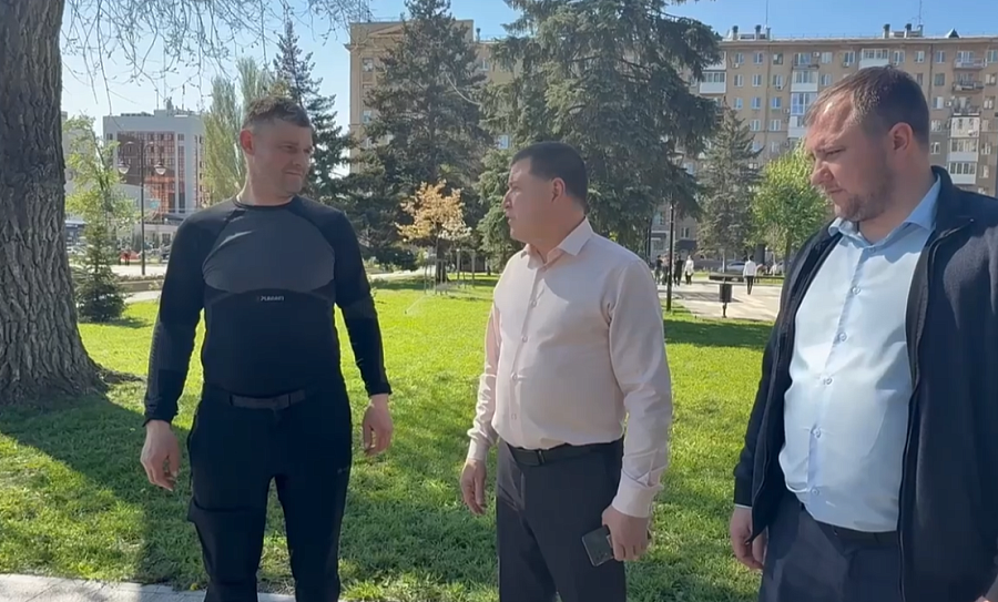Глава Фрунзенского района провел мониторинг систем автополива